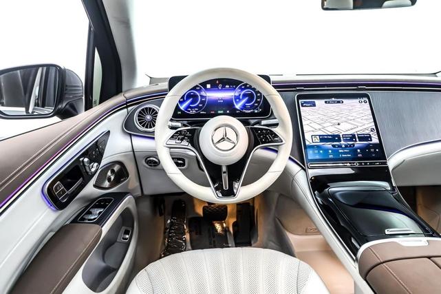 Photo of 2023 Selenite Grey Metallic Mercedes-Benz EQS 450