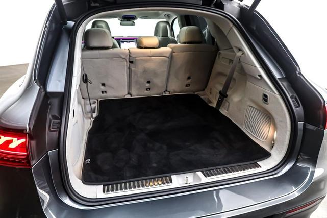 Photo of 2023 Selenite Grey Metallic Mercedes-Benz EQS 450