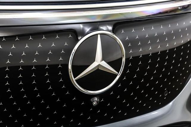 Photo of 2023 Selenite Grey Metallic Mercedes-Benz EQS 450
