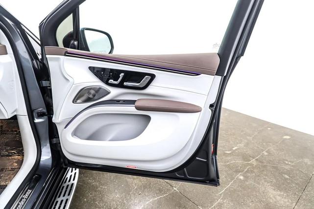 Photo of 2023 Selenite Grey Metallic Mercedes-Benz EQS 450