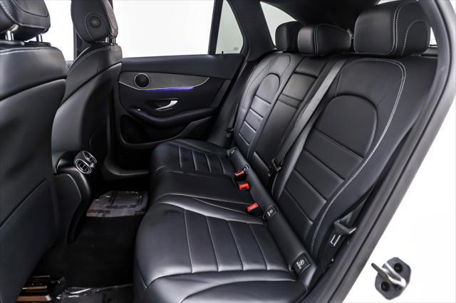 Photo of 2022 Polar White Mercedes-Benz GLC 300