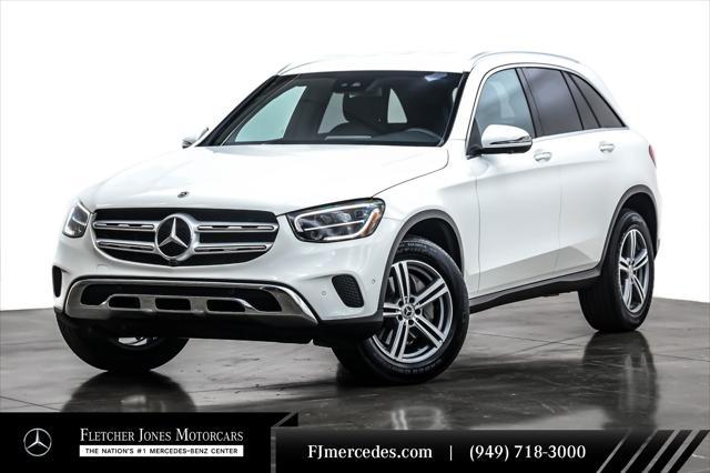 Photo of 2022 Polar White Mercedes-Benz GLC 300
