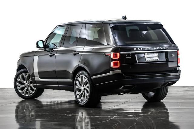 Photo of 2021 Santorini Black Metallic Land Rover Range Rover