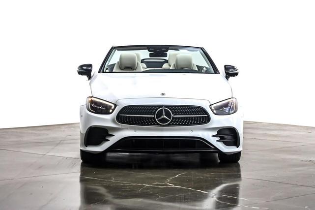 Photo of 2022 MANUFAKTUR Moonlight White Mercedes-Benz E-Class