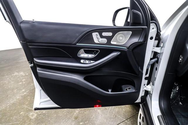 Photo of 2022 Polar White Mercedes-Benz GLS 450