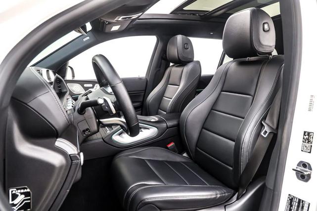 Photo of 2022 Polar White Mercedes-Benz GLS 450