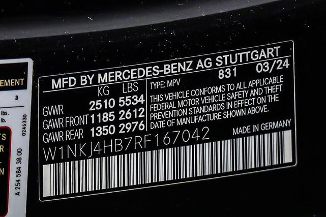 Photo of 2024 Graphite Grey Metallic Mercedes-Benz GLC 300