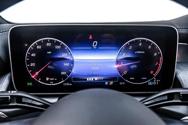 Photo of 2024 Graphite Grey Metallic Mercedes-Benz GLC 300
