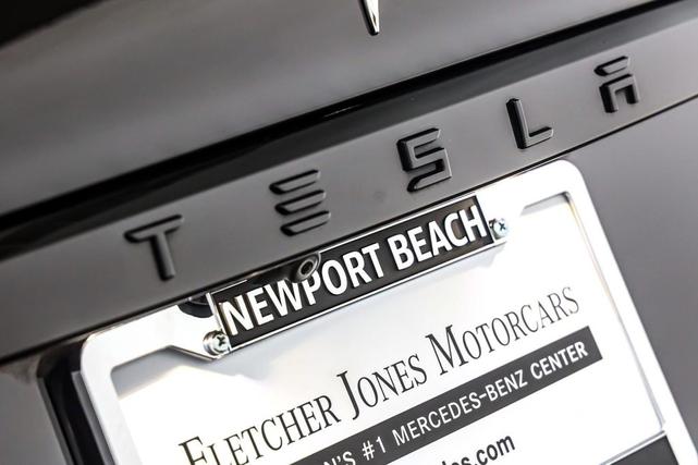 Photo of 2022 Solid Black Tesla Model X