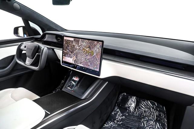 Photo of 2022 Solid Black Tesla Model X