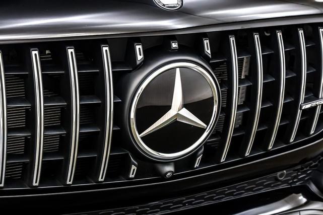 Photo of 2024 Obsidian Black Metallic Mercedes-Benz AMG GLE 53
