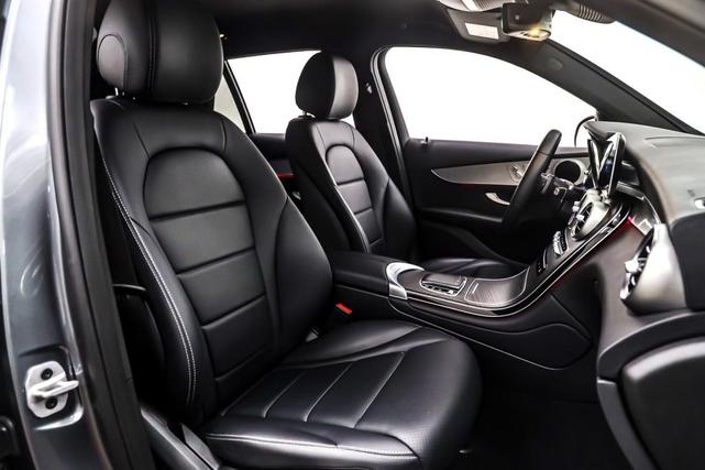 Photo of 2022 Graphite Grey Metallic Mercedes-Benz GLC 300