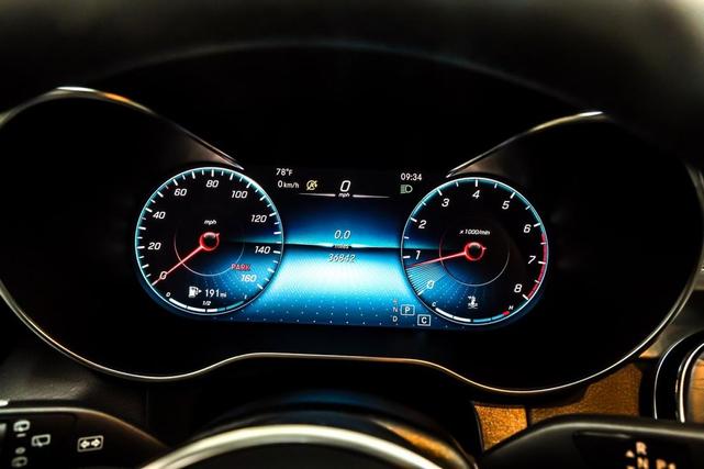 Photo of 2022 Graphite Grey Metallic Mercedes-Benz GLC 300