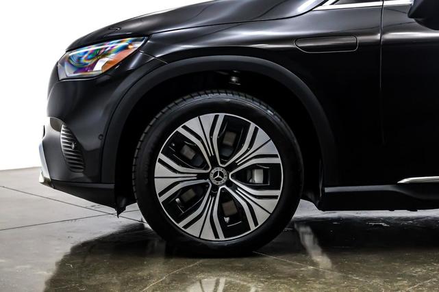 Photo of 2025 Obsidian Black Metallic Mercedes-Benz EQE 350+