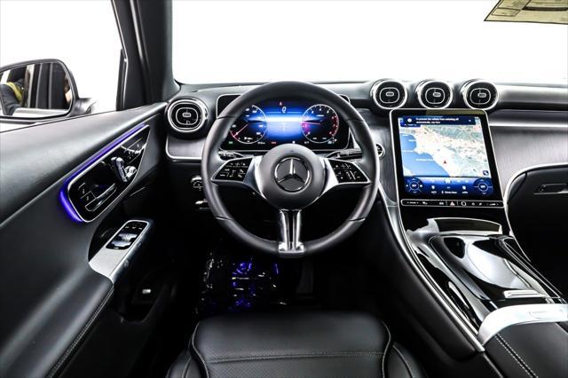 Photo of 2025 Polar White Mercedes-Benz GLC 300