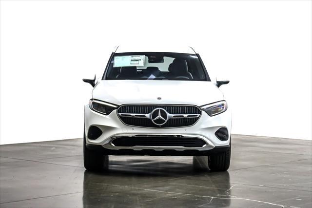 Photo of 2025 Polar White Mercedes-Benz GLC 300