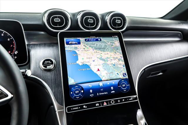 Photo of 2025 Polar White Mercedes-Benz GLC 300