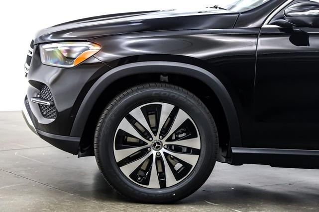 Photo of 2025 Obsidian Black Metallic Mercedes-Benz GLE 450