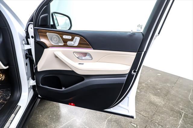 Photo of 2025 Polar White Mercedes-Benz GLS 450