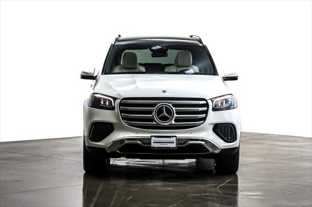 Photo of 2025 Polar White Mercedes-Benz GLS 450