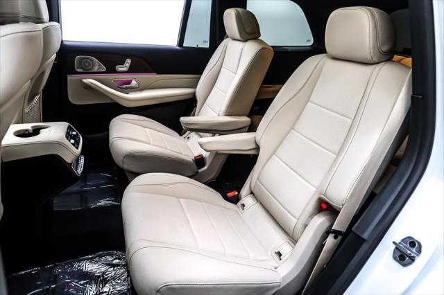 Photo of 2025 Polar White Mercedes-Benz GLS 450