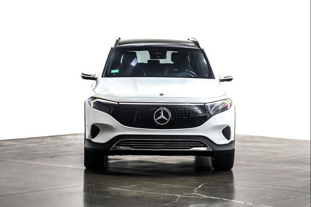 Photo of 2025 Polar White Mercedes-Benz EQB 300