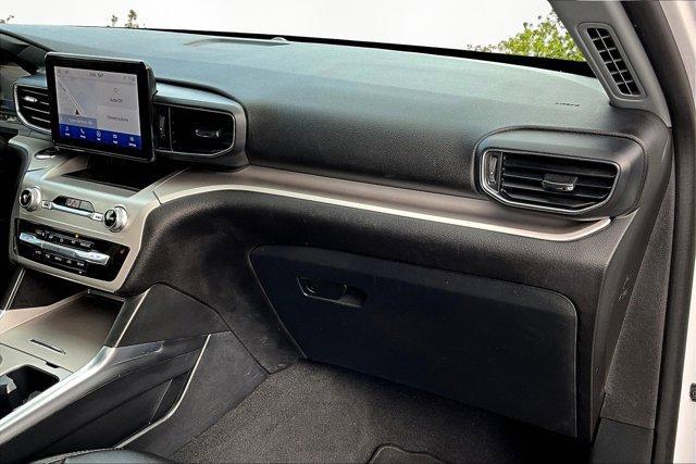 Photo of 2022 Oxford White Ford Explorer