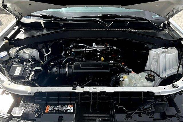 Photo of 2022 Oxford White Ford Explorer
