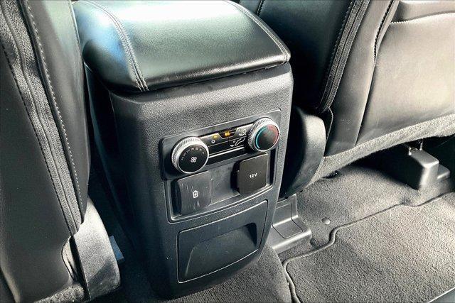Photo of 2022 Oxford White Ford Explorer