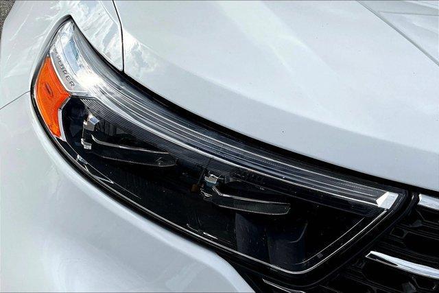 Photo of 2022 Oxford White Ford Explorer