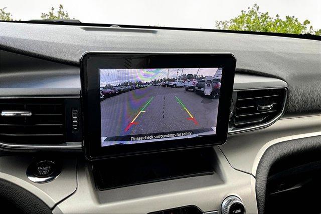 Photo of 2022 Oxford White Ford Explorer
