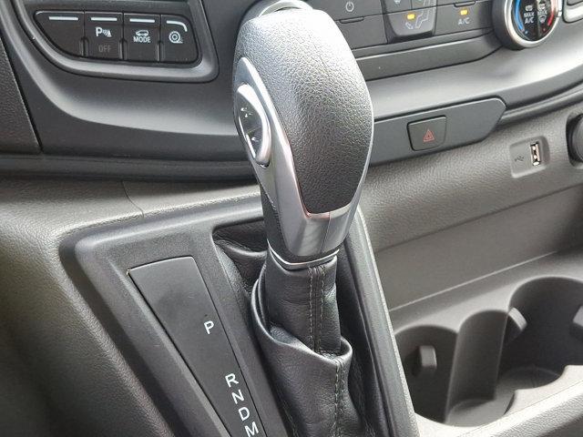 Photo of 2025 Oxford White Ford Transit-250