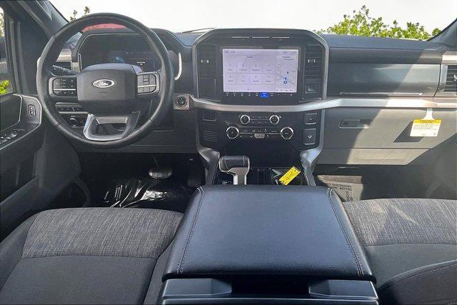 Photo of 2023 Avalanche Ford F-150 Lightning