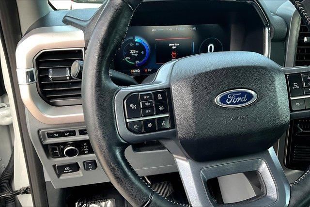 Photo of 2023 Avalanche Ford F-150 Lightning