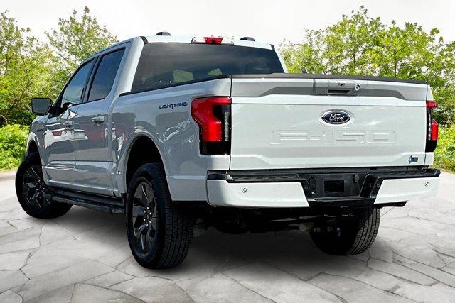 Photo of 2023 Avalanche Ford F-150 Lightning