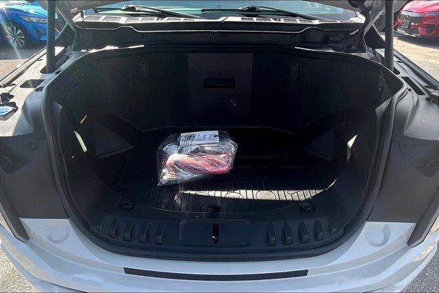 Photo of 2023 Avalanche Ford F-150 Lightning