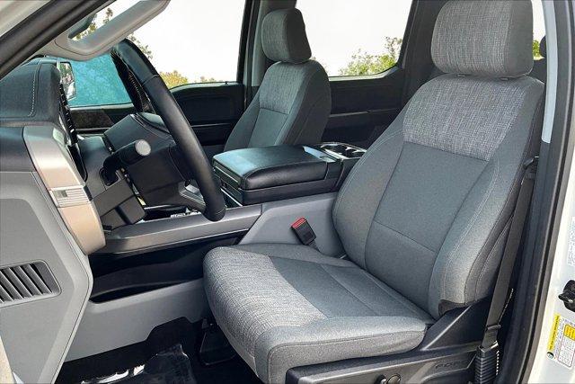 Photo of 2023 Avalanche Ford F-150 Lightning