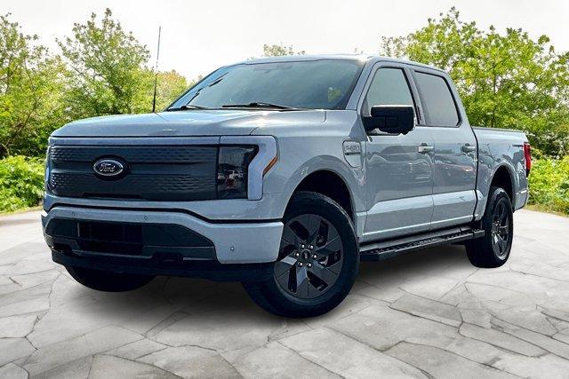 Photo of 2023 Avalanche Ford F-150 Lightning
