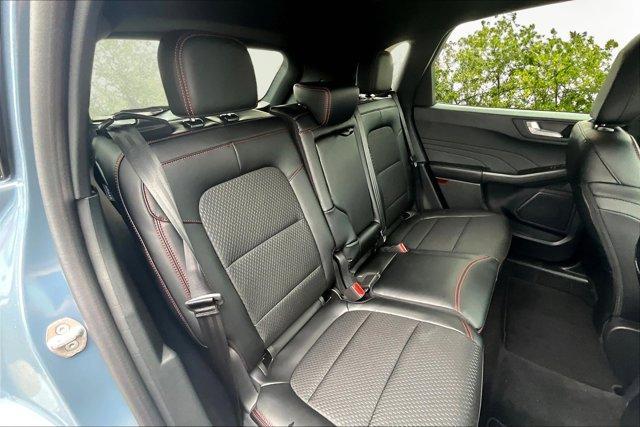 Photo of 2025 Vapor Blue Metallic Ford Escape