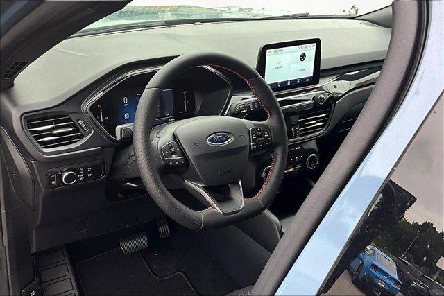 Photo of 2025 Vapor Blue Metallic Ford Escape
