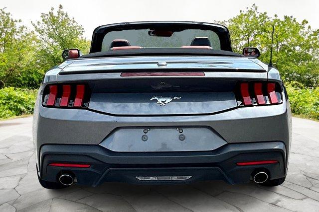 Photo of 2024 CARBONIZED GRAY METALLIC Ford Mustang