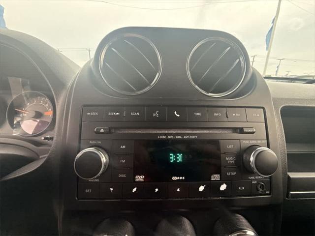 Photo of 2014 Maximum Steel Metallic Clearcoat Jeep Patriot