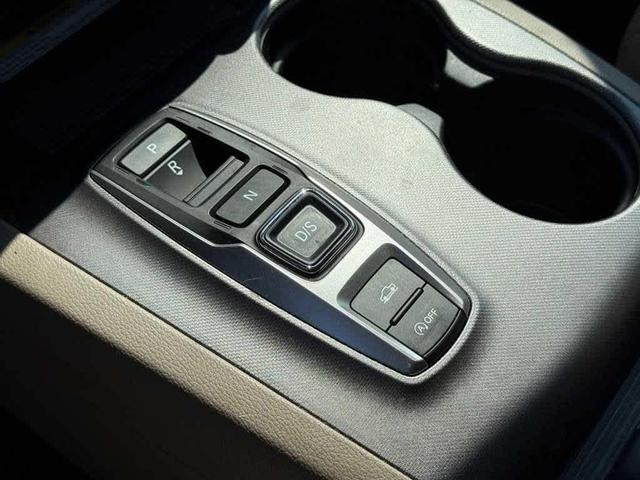 Photo of 2022 Platinum White Pearl Honda Ridgeline