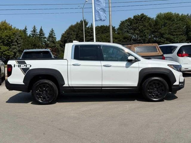 Photo of 2022 Platinum White Pearl Honda Ridgeline