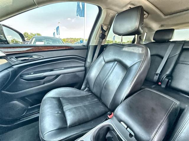 Photo of 2014 Graphite Metallic Cadillac SRX
