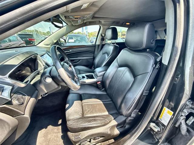 Photo of 2014 Graphite Metallic Cadillac SRX