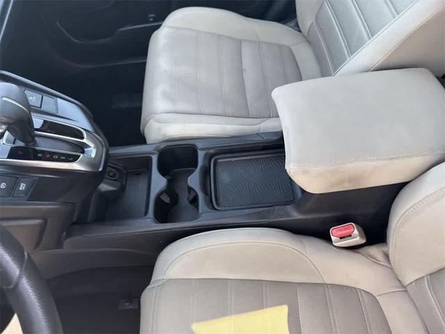 Photo of 2019 Molten Lava Pearl Honda CR-V