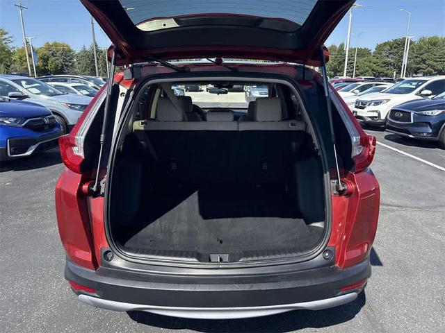 Photo of 2019 Molten Lava Pearl Honda CR-V