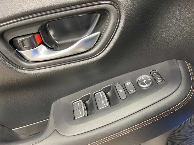 Photo of 2026 Boost Blue Pearl Honda HR-V