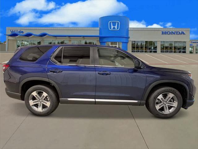 Photo of 2025 Obsidian Blue Pearl Honda Pilot